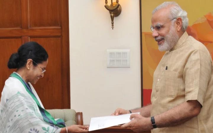 ধর্ষণ ঠেকাতে মোদিকে চিঠি দিলেন মমতা